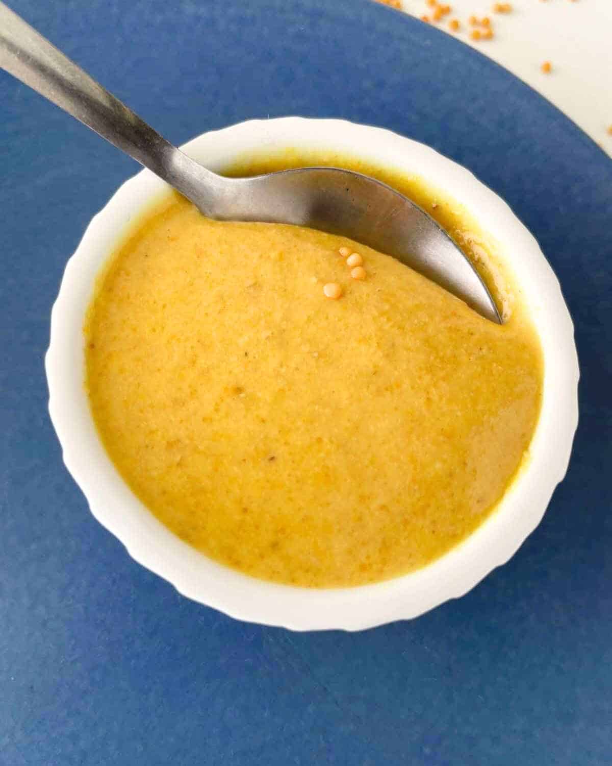 Hot-mustard in a bowl